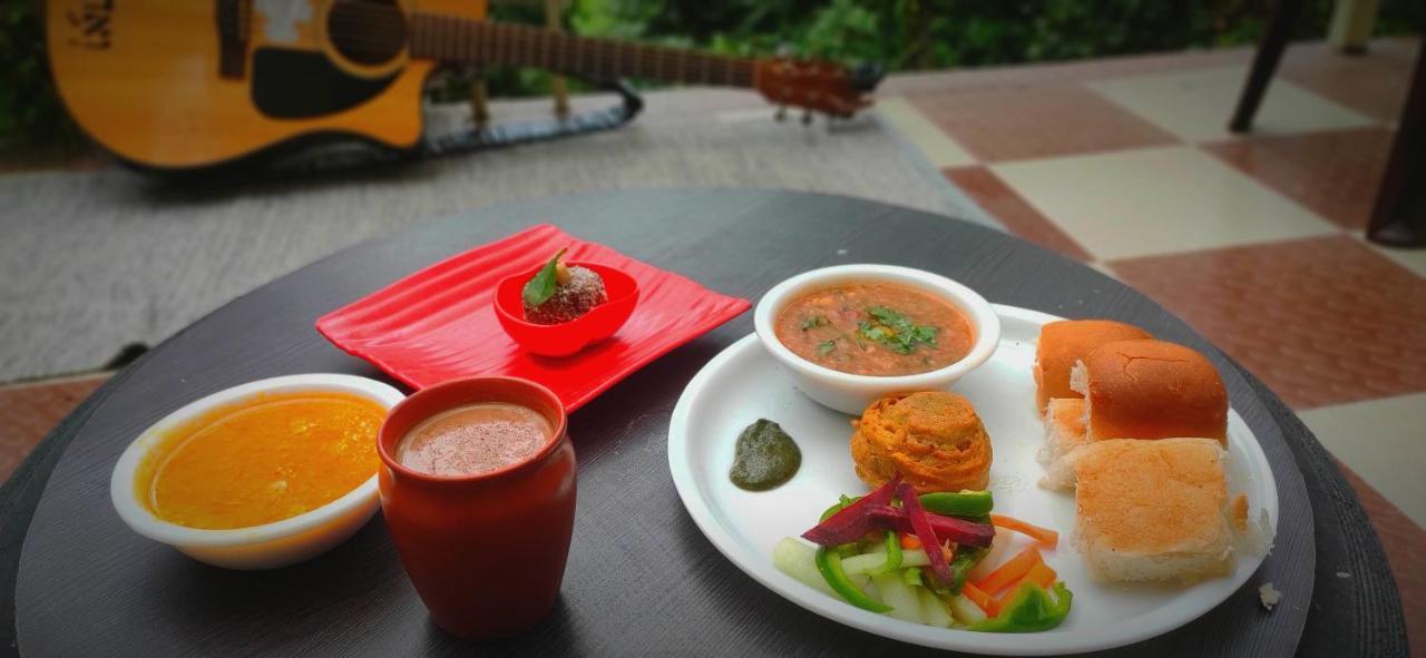 The Unmad, Dharamkot Hotel ดารัมซาลา ภายนอก รูปภาพ