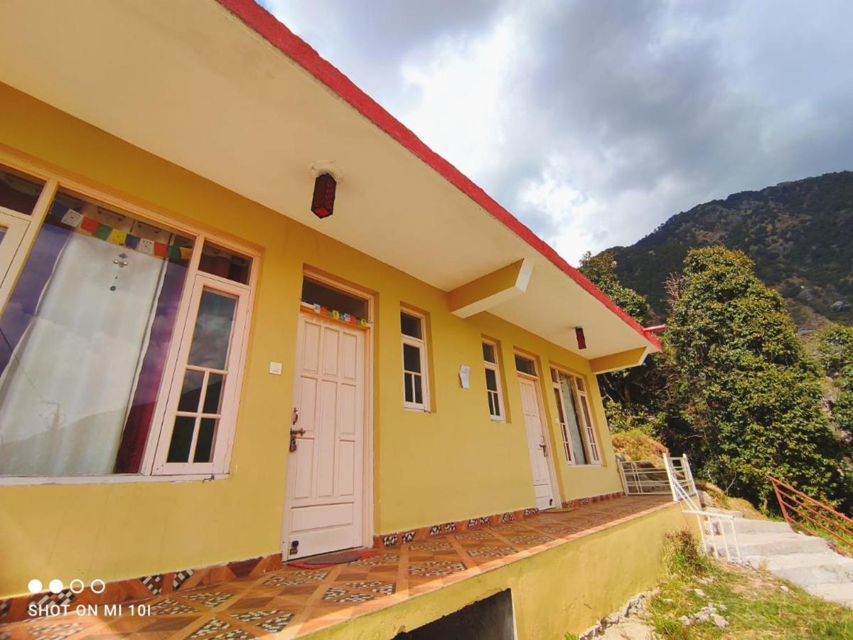 The Unmad, Dharamkot Hotel ดารัมซาลา ภายนอก รูปภาพ