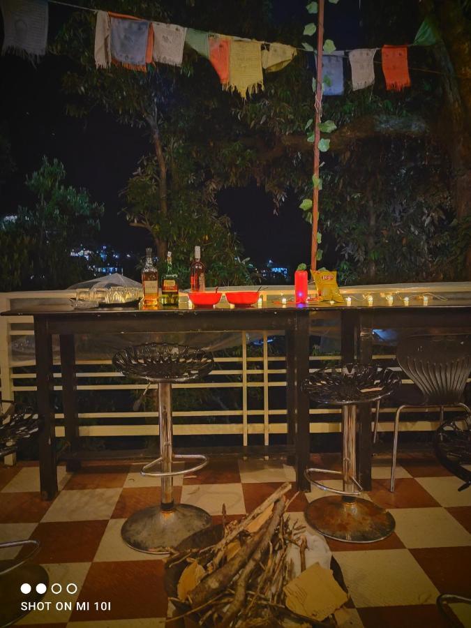 The Unmad, Dharamkot Hotel ดารัมซาลา ภายนอก รูปภาพ