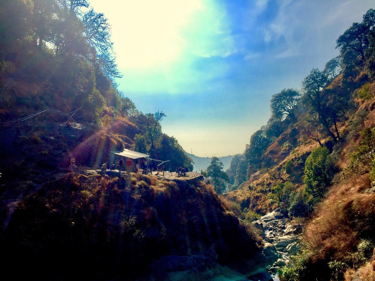The Unmad, Dharamkot Hotel ดารัมซาลา ภายนอก รูปภาพ